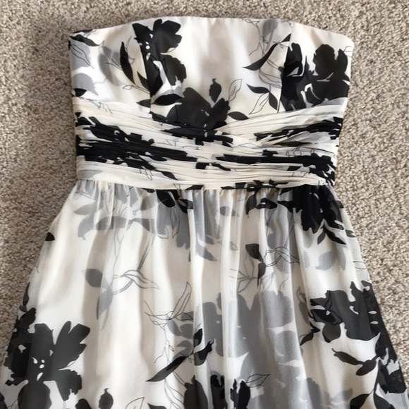 Ann Taylor, Stunning Silk & Tulle Floral Dress! - Picture 5 of 6